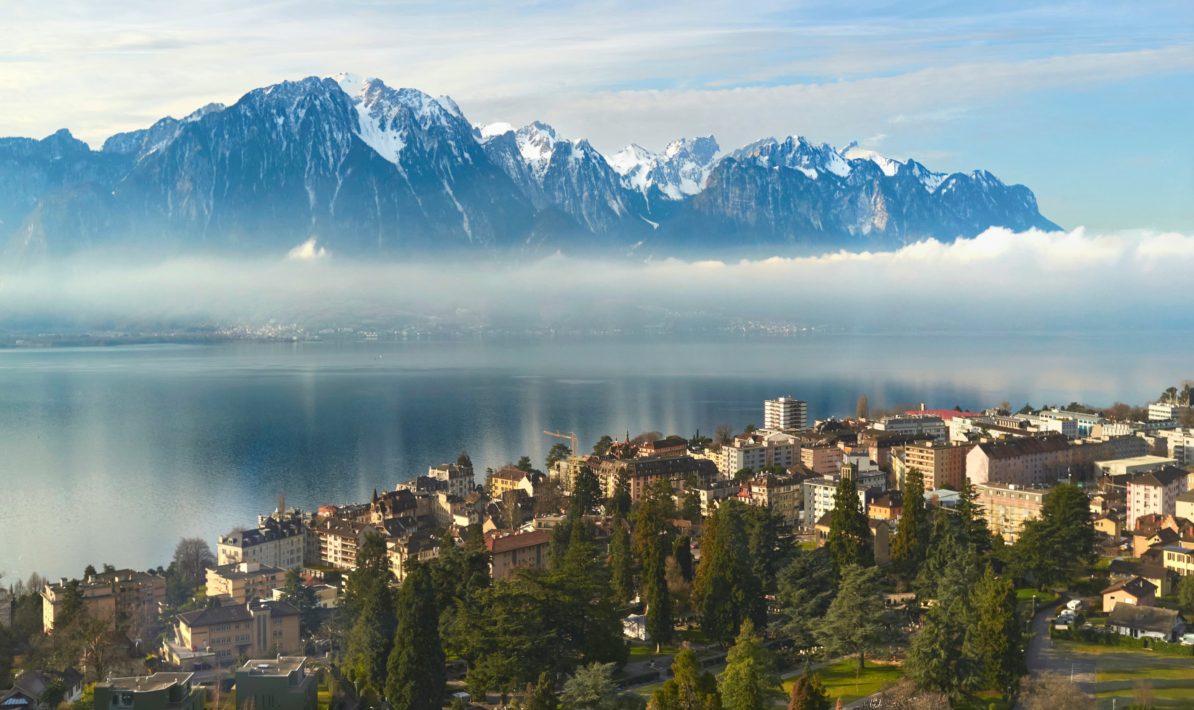 Montreux — Vue panoramique sur le lac et les Alpes